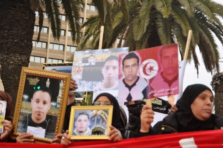 Rapport suicide en Tunisie 2014