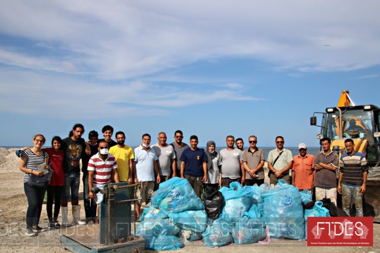 [:fr]Rapport: Les déchets solides en Tunisie [:ar]تقرير: النفايات المنزلية والمشابهة: الاشكاليات والحلول[:]